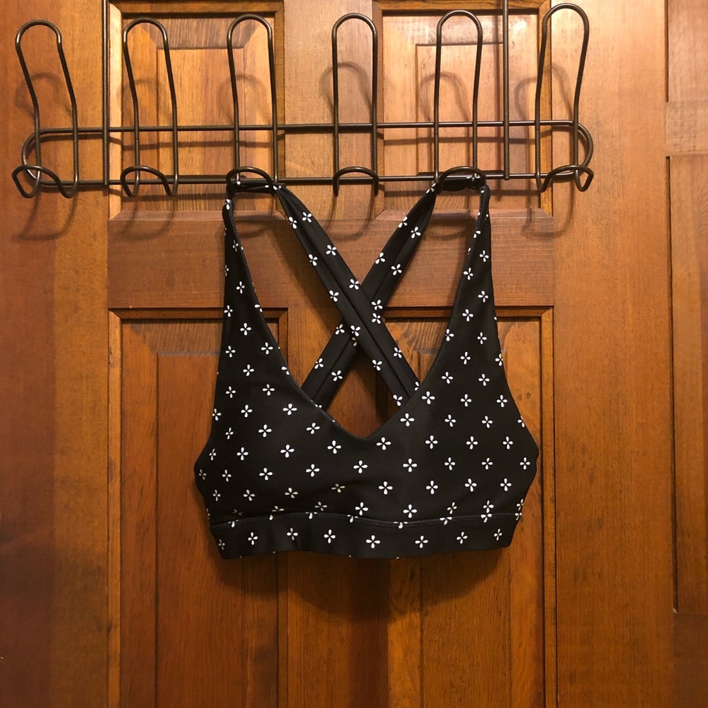 SARAH’S DAY WHITE FOX BOUTIQUE SPORTS BRA